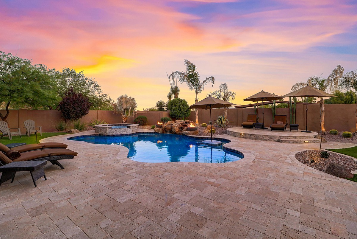 North Scottsdale Real Estate Rio Verde Foothills - The Luckys North ...